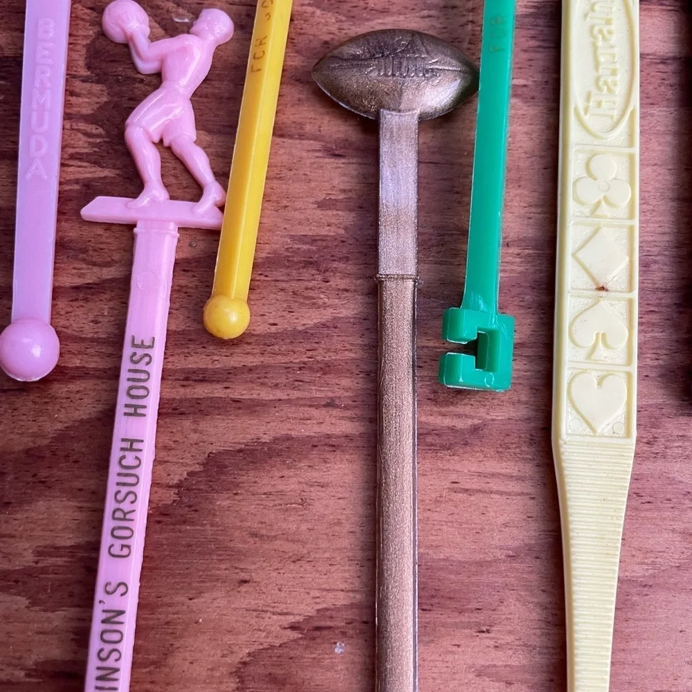 Vintage Swizzle Sticks Drink Stirrers LOT OF 27 PIECES Casinos Bars Resorts